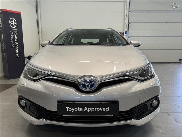 Toyota Auris 8