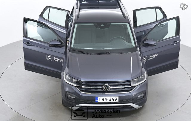 Volkswagen T-Cross 9