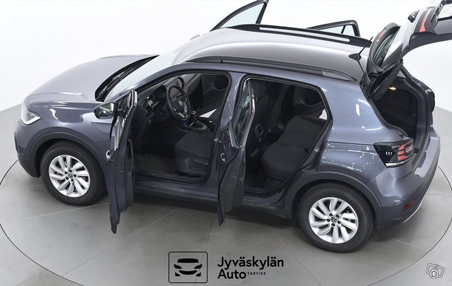 Volkswagen T-Cross 12