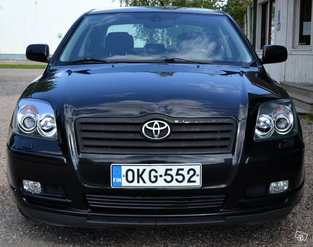 Toyota Avensis 7