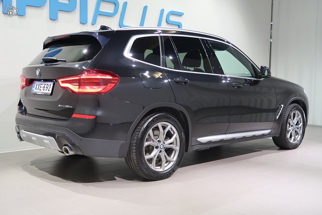 BMW X3 4