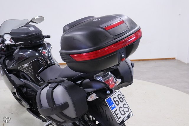 BMW K 9