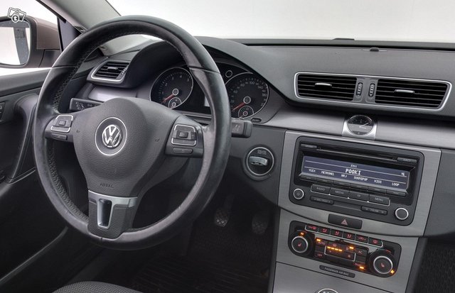 Volkswagen Passat 5