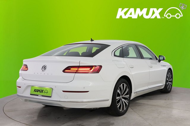 Volkswagen Arteon 4