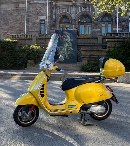 Vespa 300 GTS, kuva 1