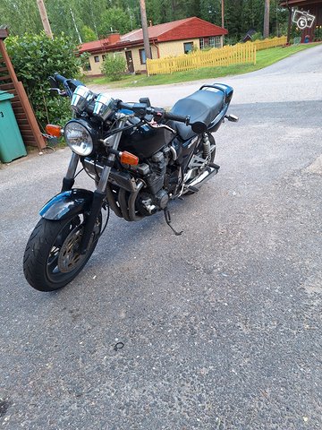 Yamaha XJR 1200 4