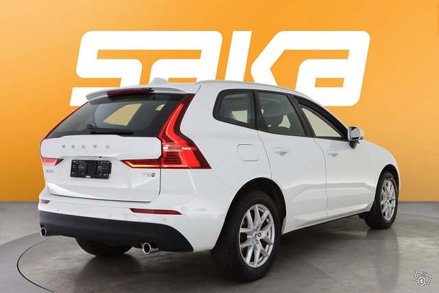 Volvo XC60 8