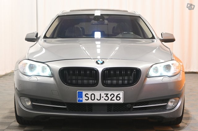 BMW 530 2