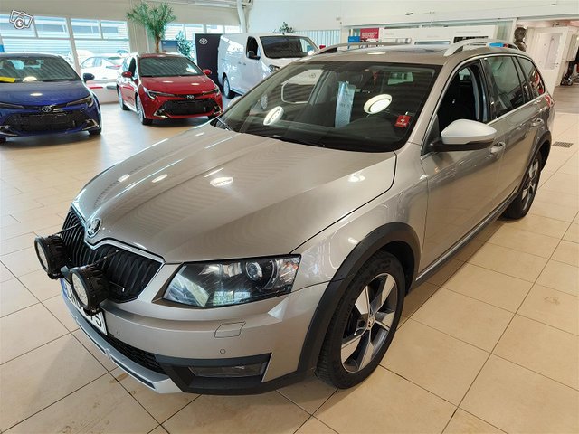 SKODA OCTAVIA 1