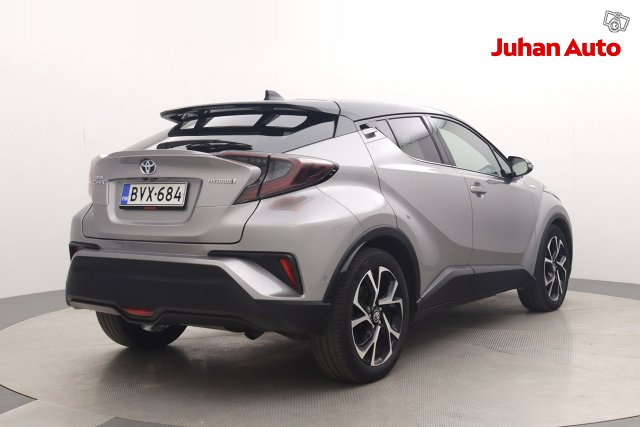 TOYOTA C-HR 3