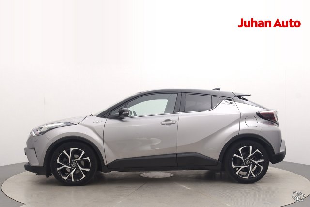 TOYOTA C-HR 5