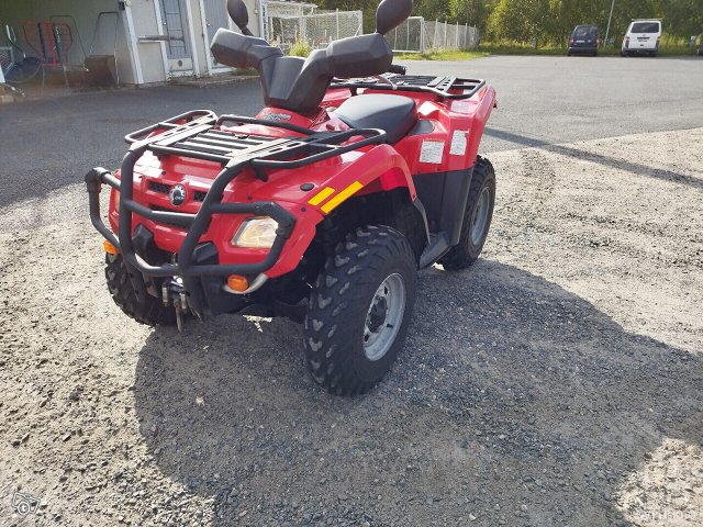 Can-Am Outlander 10