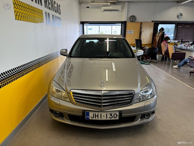 Mercedes-Benz C 2