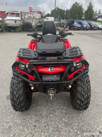 Can-Am Outlander 2