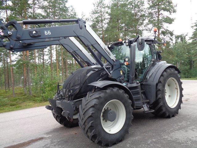 Valtra T234 Versu + Quicke 66, kuva 1