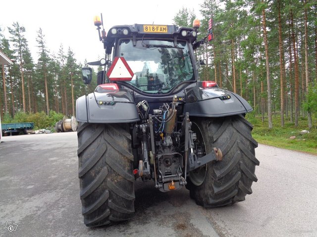 Valtra T234 Versu + Quicke 66 13