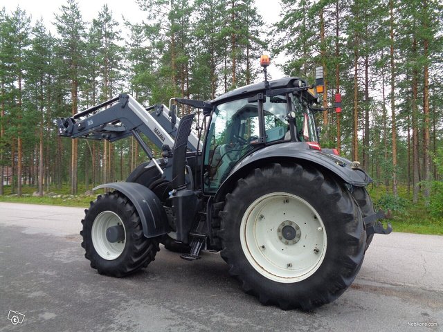 Valtra T234 Versu + Quicke 66 15