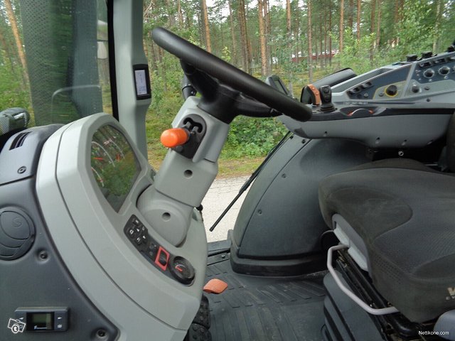 Valtra T234 Versu + Quicke 66 19