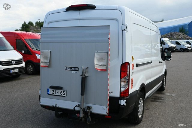 Ford Transit 4