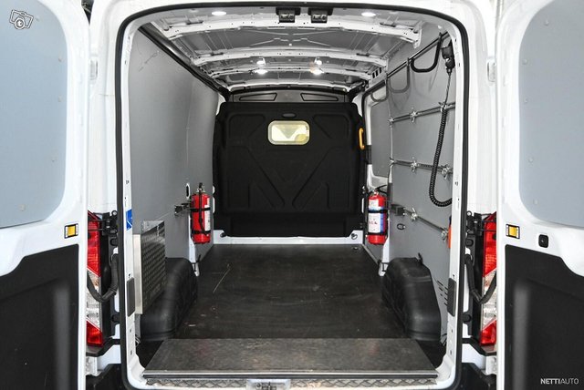 Ford Transit 11