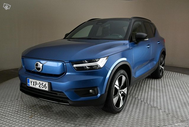 Volvo XC40 12