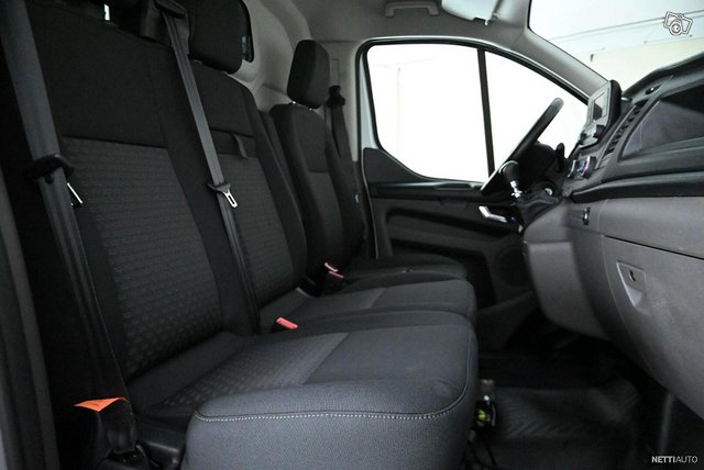 Ford Transit Custom 15