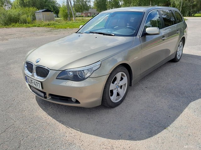 BMW 530