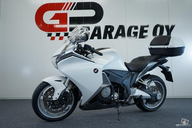 Honda VFR 2