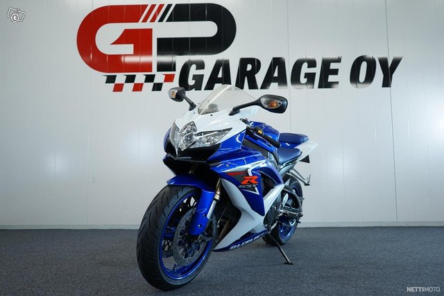 Suzuki GSX-R 2