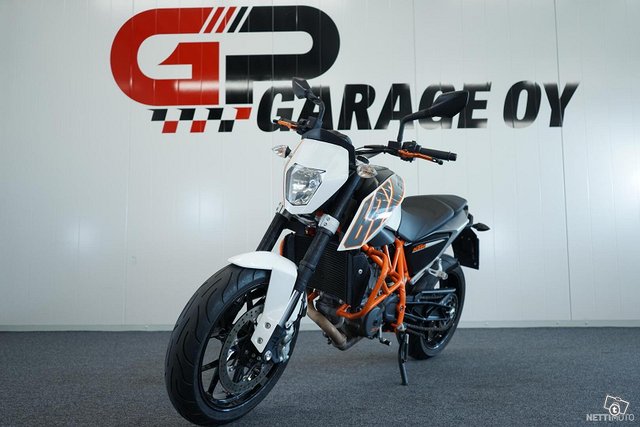 KTM 690 2