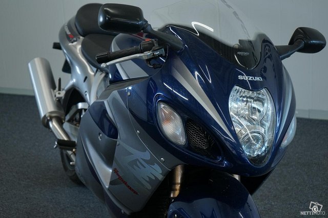 Suzuki GSX 8