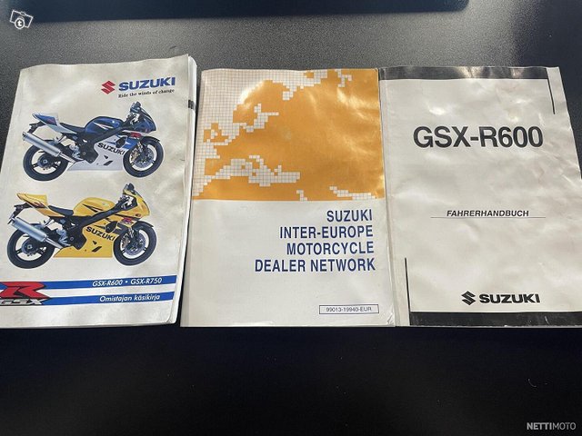 Suzuki GSX-R 9