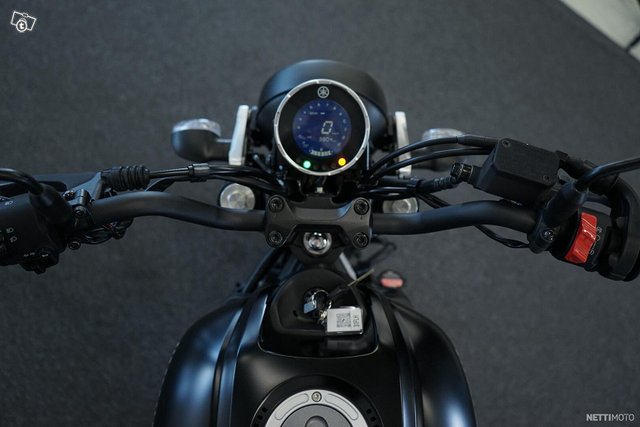 Yamaha XSR 6