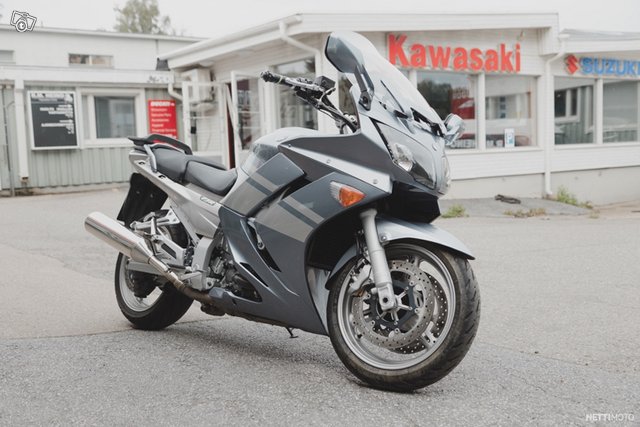 Yamaha FJR, kuva 1