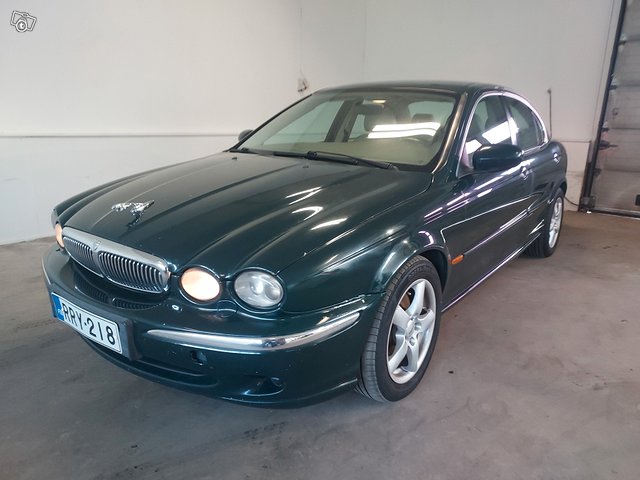 Jaguar X-Type