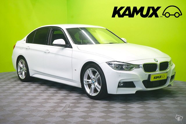 BMW 330e 1