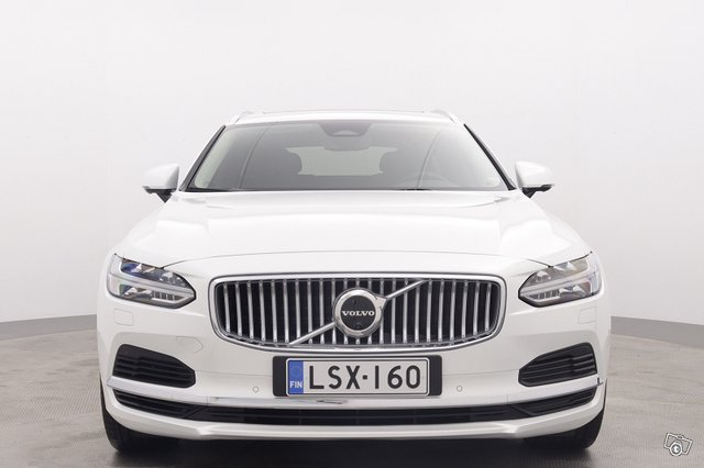 Volvo V90 4