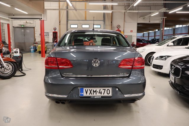 Volkswagen Passat 4