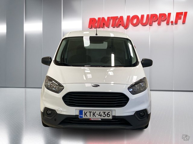 Ford Transit Courier 3