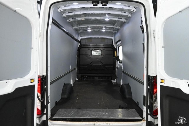 Ford Transit 12