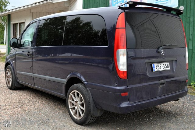 Mercedes-Benz Vito 7