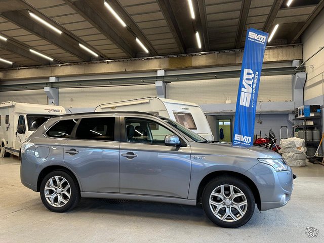 Mitsubishi Outlander PHEV