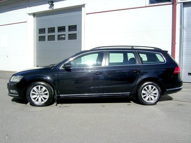 Volkswagen Passat 2