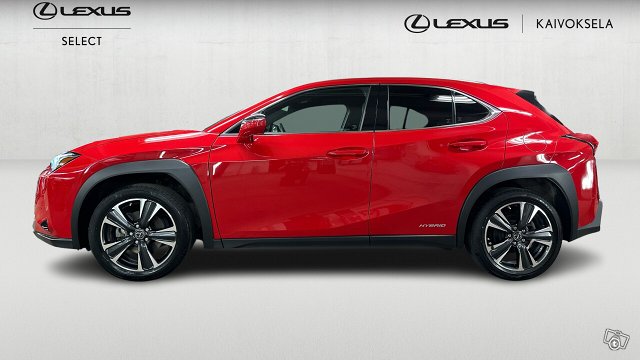 Lexus UX 2