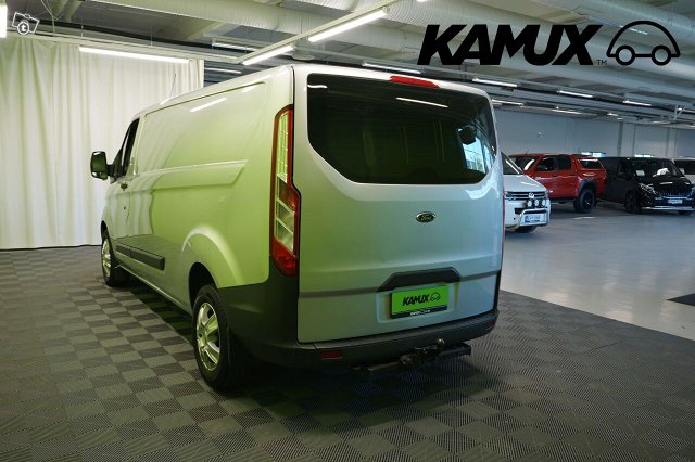 Ford Transit Custom 8