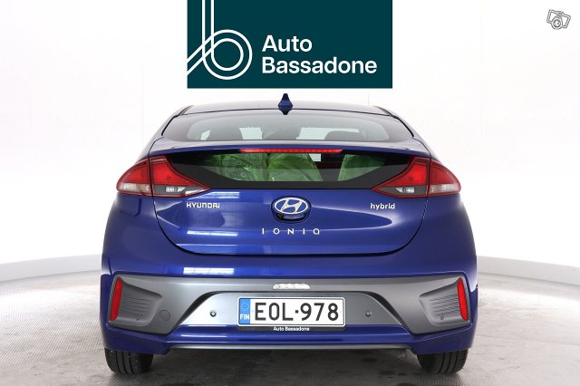 HYUNDAI IONIQ Hybrid 5