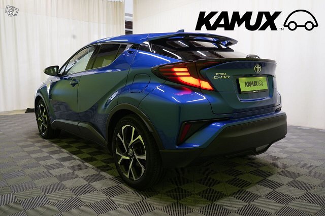 Toyota C-HR 5