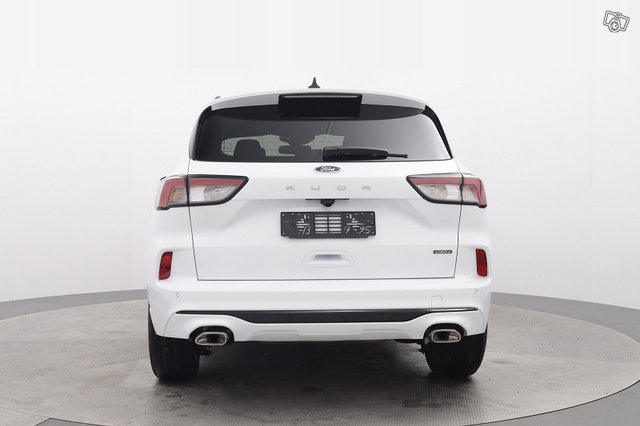 Ford Kuga 8