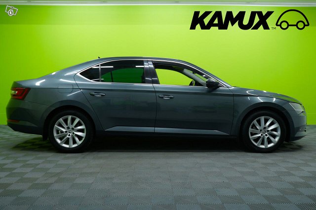 Skoda Superb 2