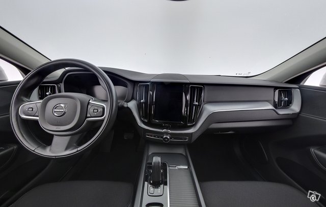 VOLVO XC60 11